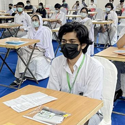 وزارت تعلیم کی کیمبرج کے طلباء کے لیے اضافی نمبروں کی منظوری